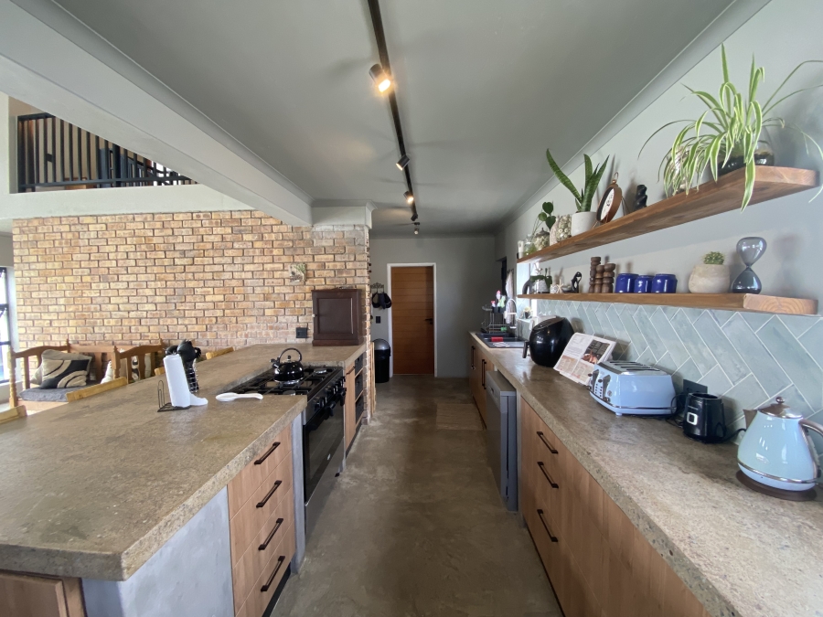 4 Bedroom Property for Sale in Shelley Point Western Cape